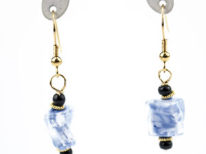 Earrings in Murano glass (coriandoli) - Periwinkle